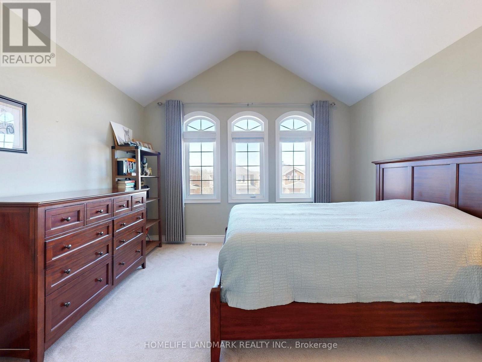 73 GRAIHAWK DRIVE - 27