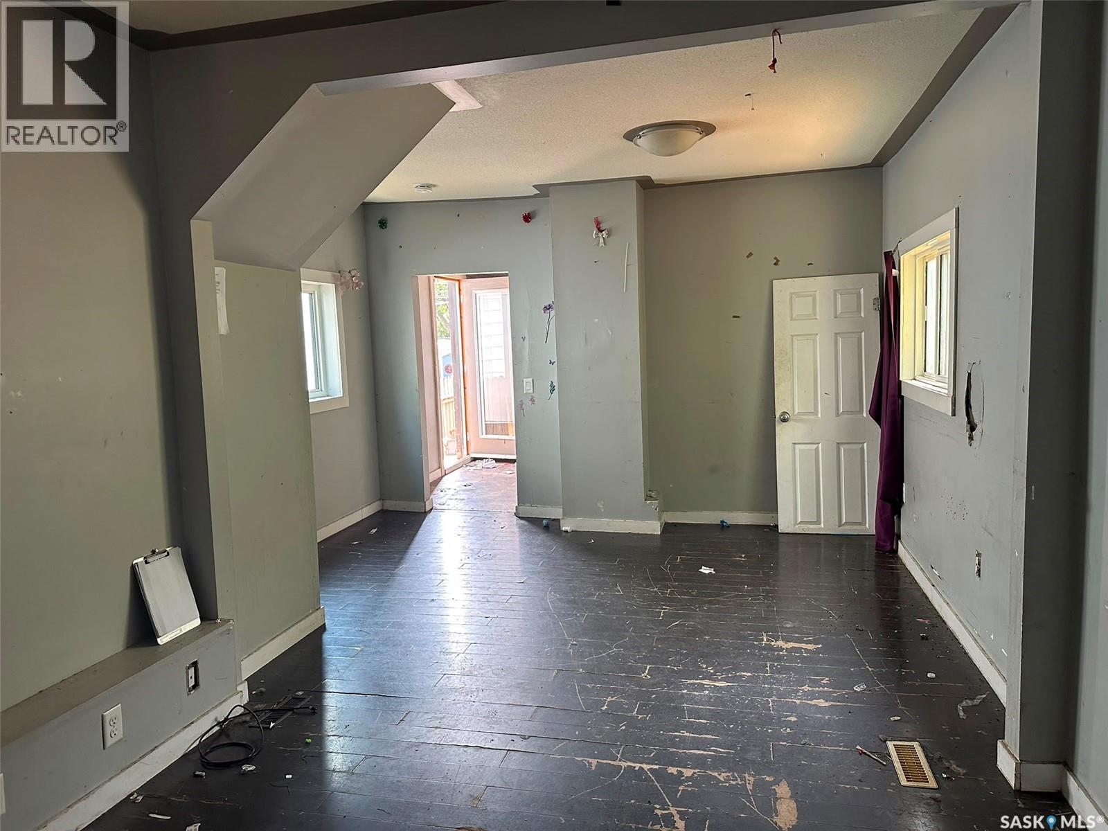 619 L AVENUE S - 11