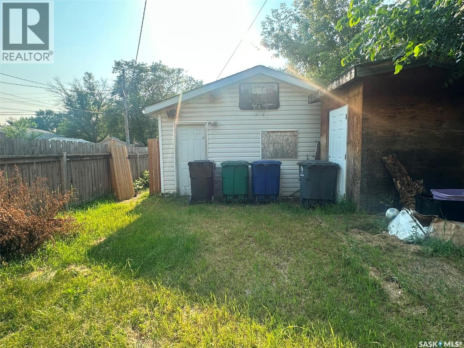 619 L AVENUE S - 16