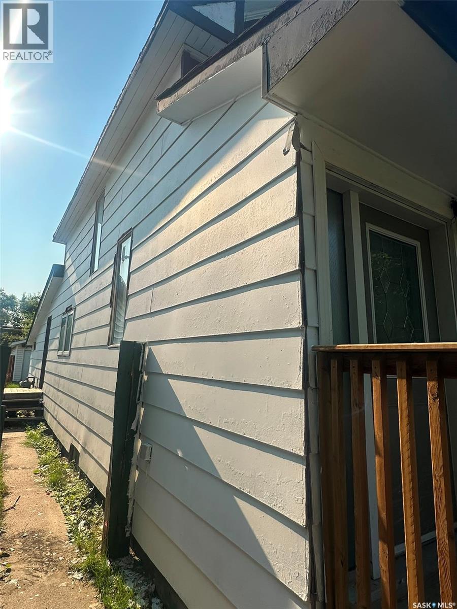 619 L AVENUE S - 17