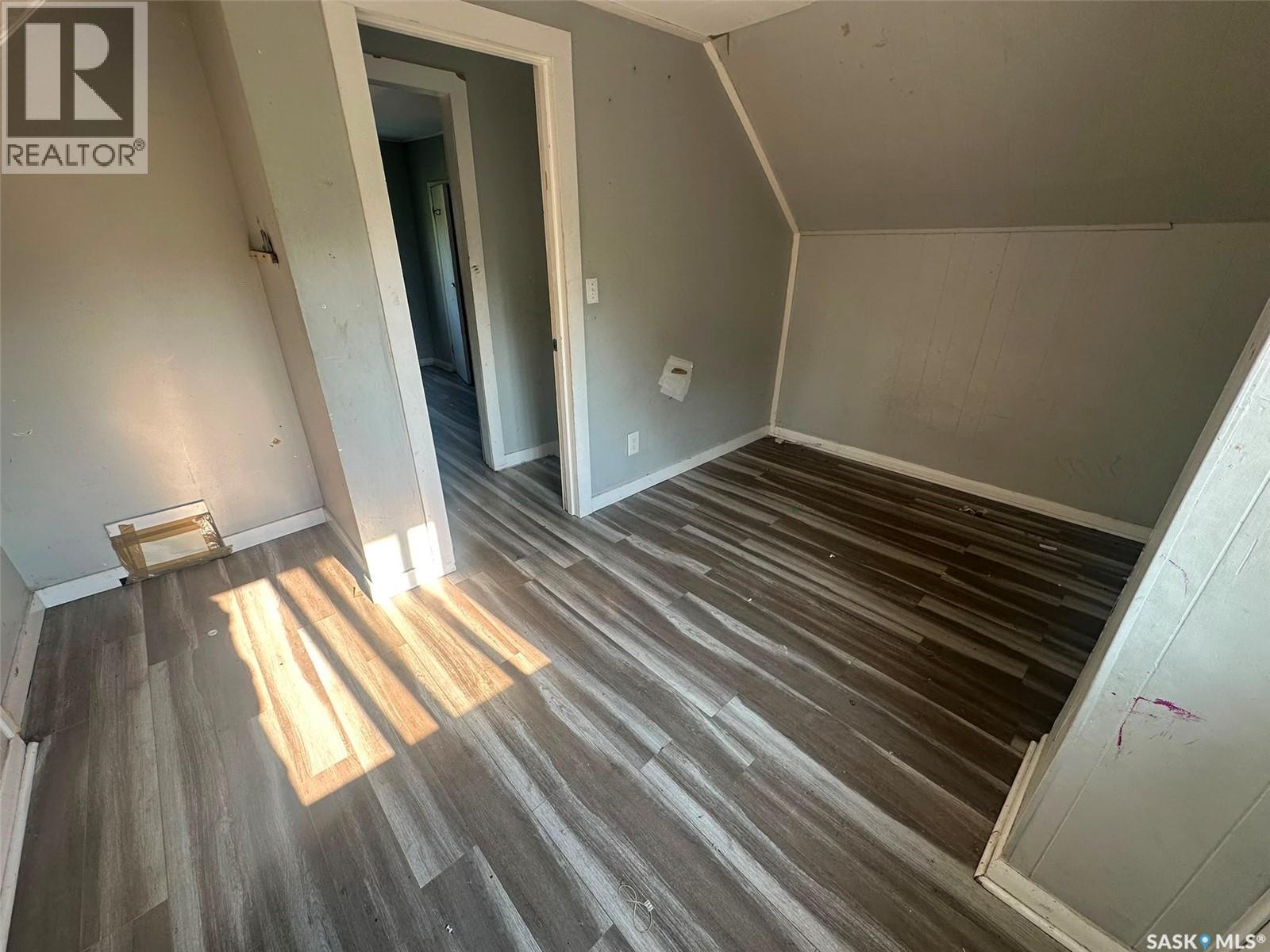 619 L AVENUE S - 8