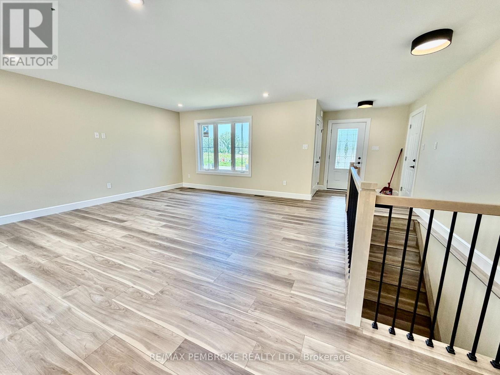 13 EDDY CRESCENT