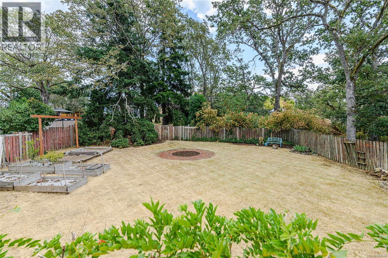  2975 Harriet Road, Victoria