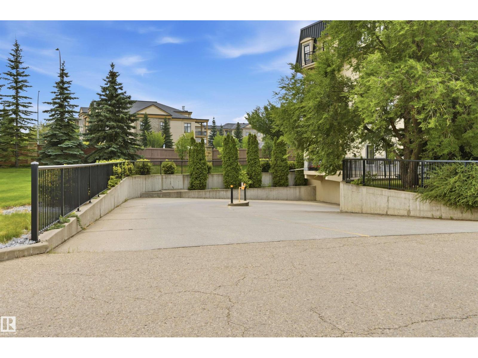 #338 1406 HODGSON WY NW - Image 44