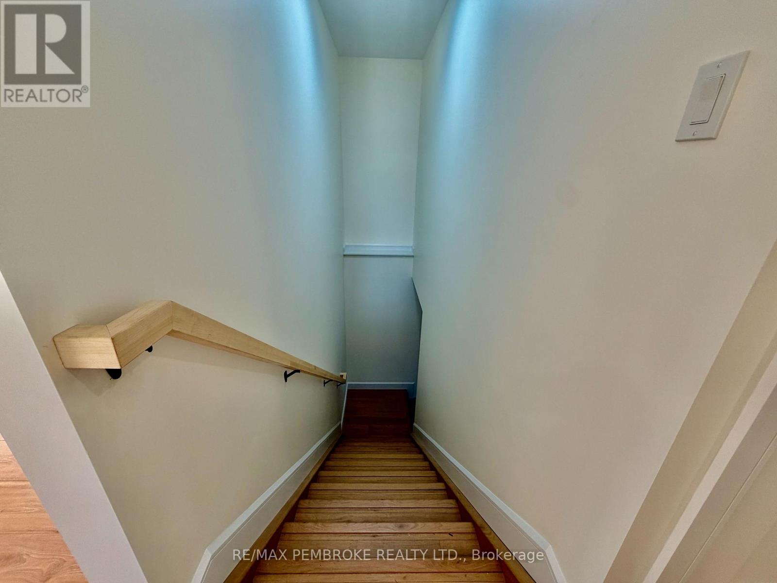 55 EDDY CRESCENT - 10