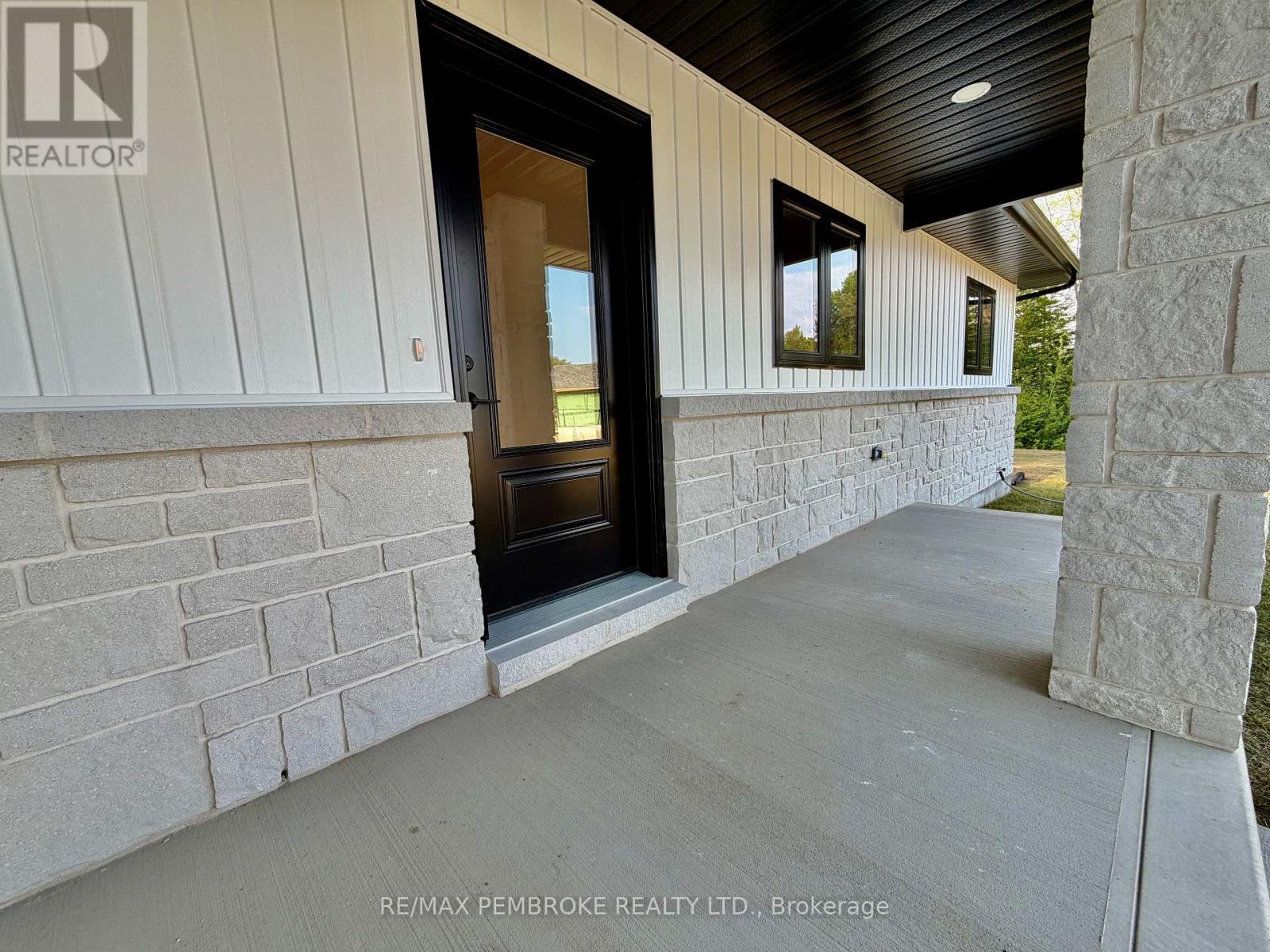 55 EDDY CRESCENT - 12