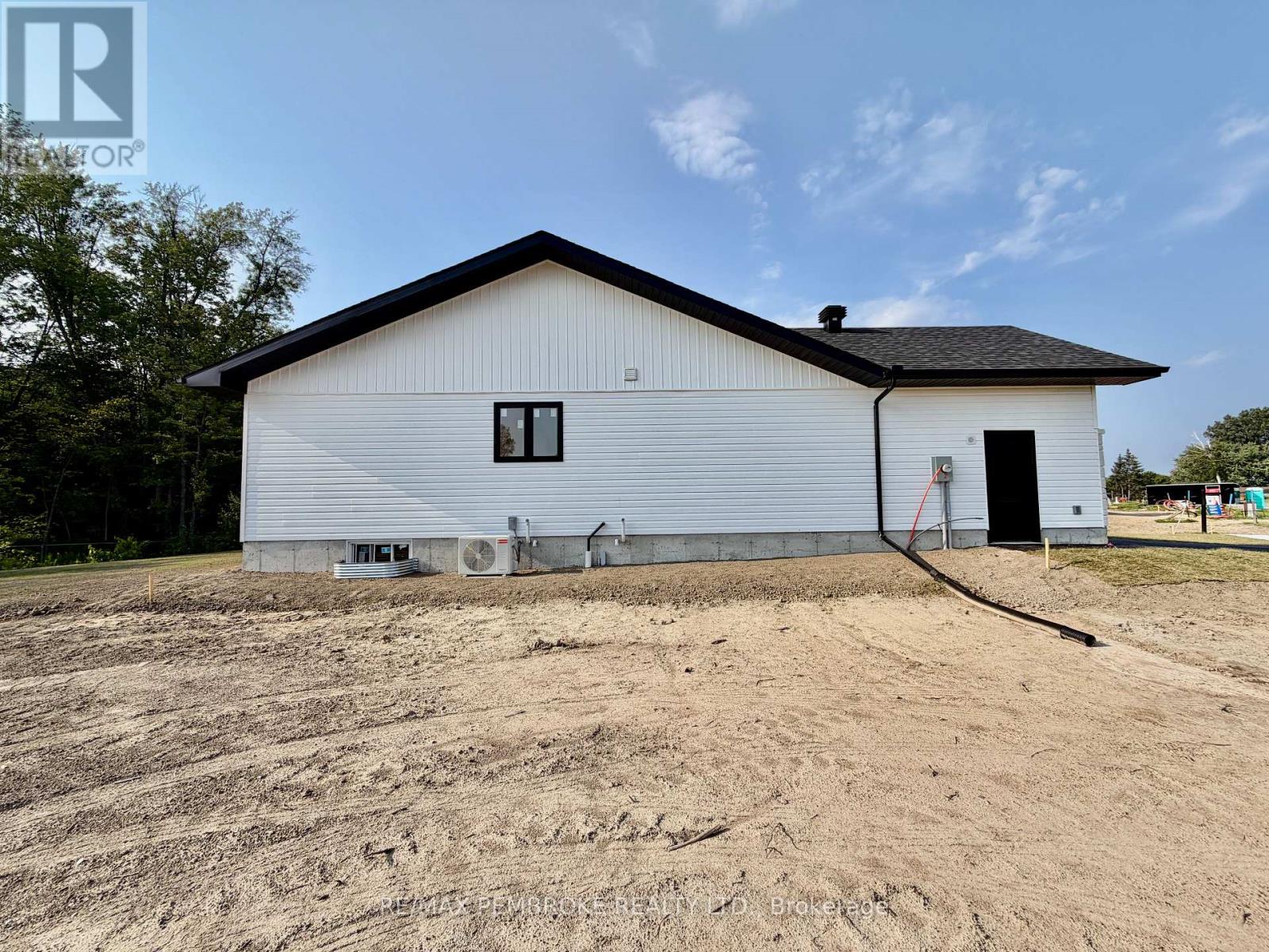 55 EDDY CRESCENT - 14