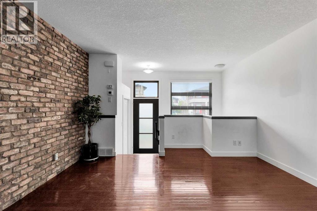 55 Aspen Hill Green SW - 8