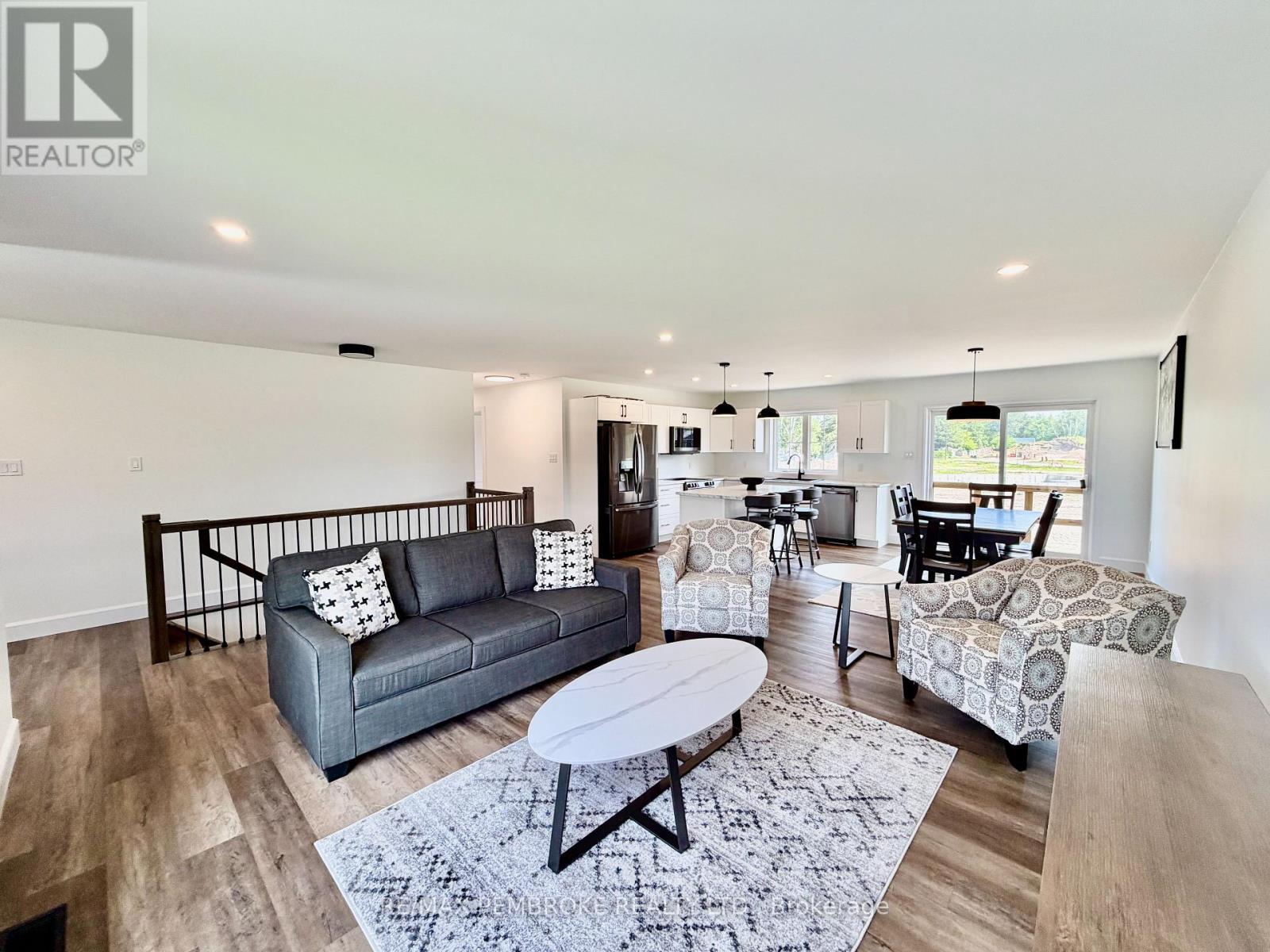 62 EDDY CRESCENT