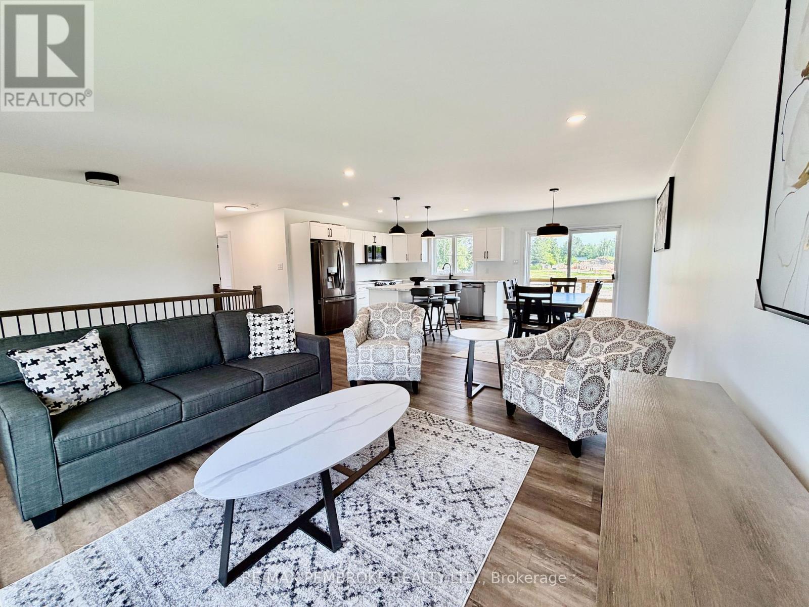 62 EDDY CRESCENT