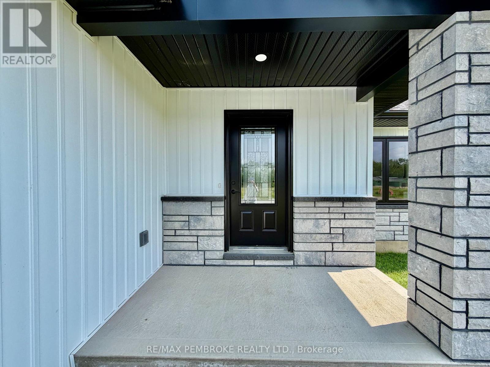 62 EDDY CRESCENT