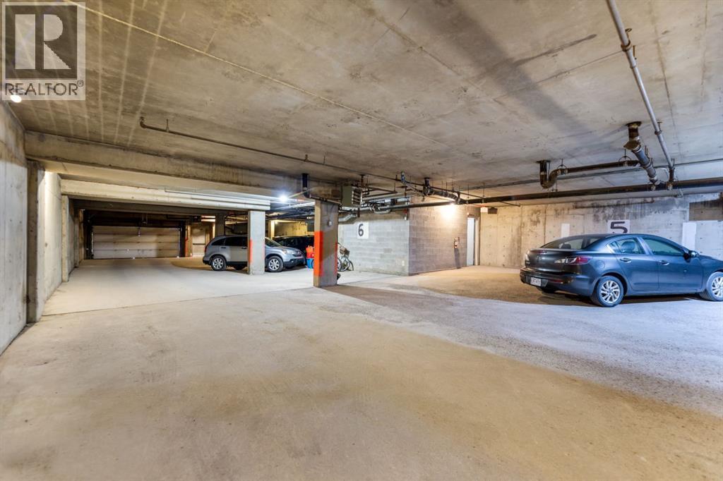 #4 1607 26 Avenue SW - 26
