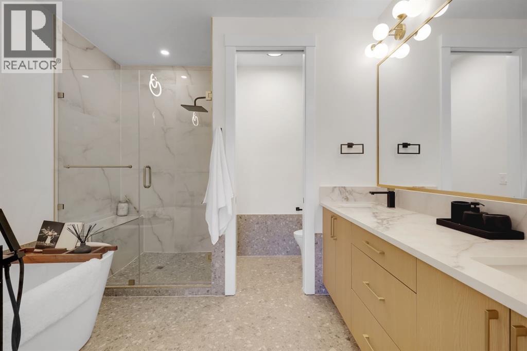 6428 33 Avenue NW - Image 25