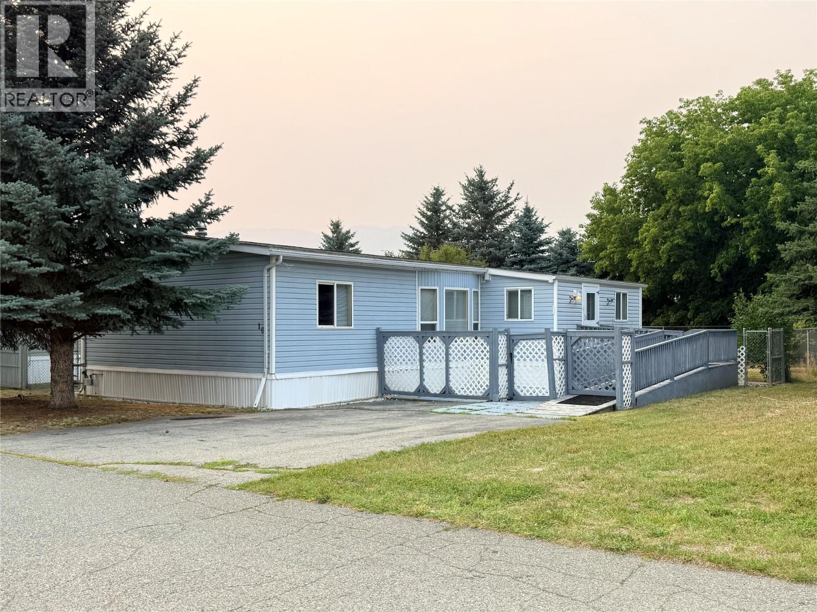 #10 7225 Boundary Drive - 1