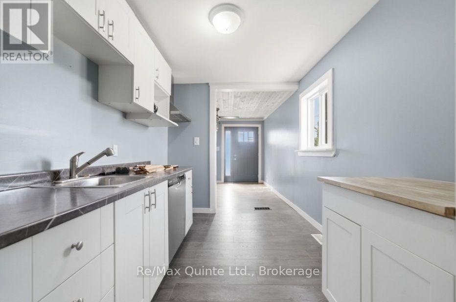 14 JOHNSON ROAD - 16