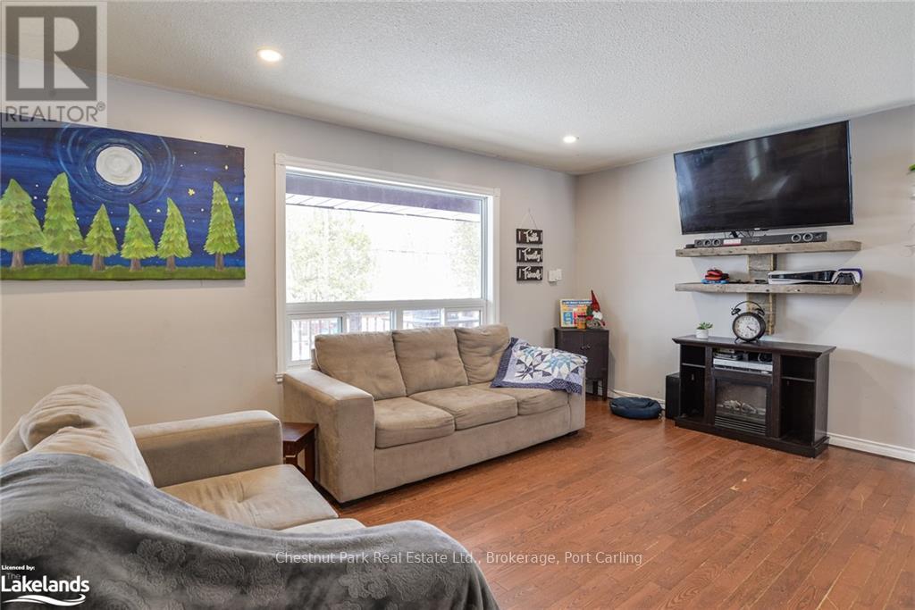 295 TOWN LINE ROAD W - Image 12