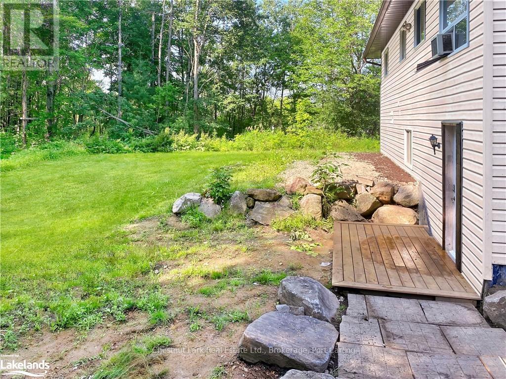 295 TOWN LINE ROAD W - Image 8