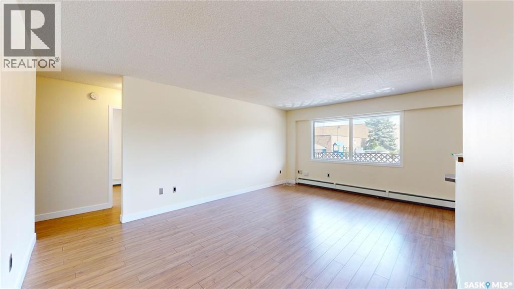 #12 405 Lorne STREET N - Image 18