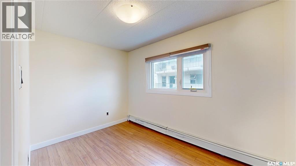 #12 405 Lorne STREET N - Image 22