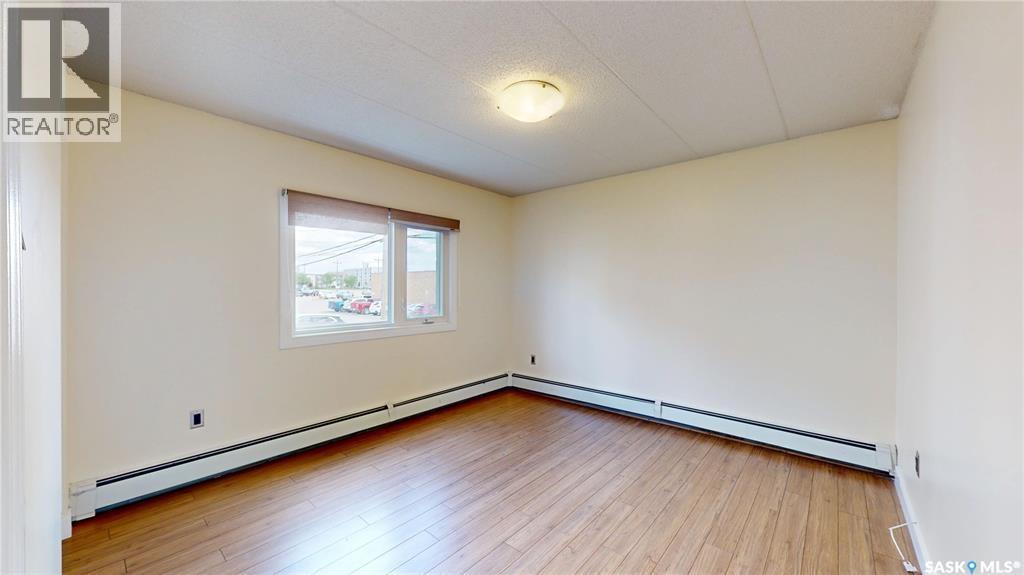 #12 405 Lorne STREET N - Image 27