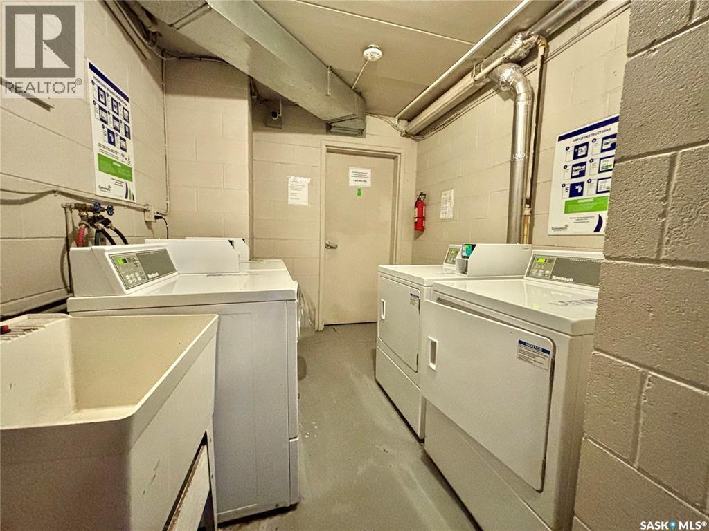 #12 405 Lorne STREET N - Image 33