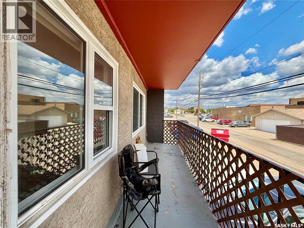 #12 405 Lorne STREET N - Image 34