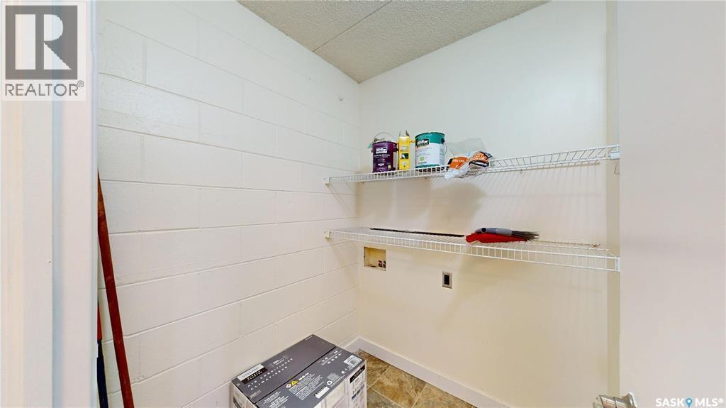 #12 405 Lorne STREET N - Image 6