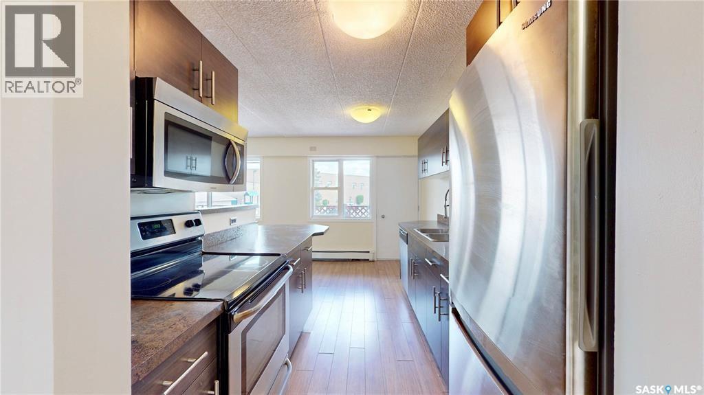 #12 405 Lorne STREET N - Image 8