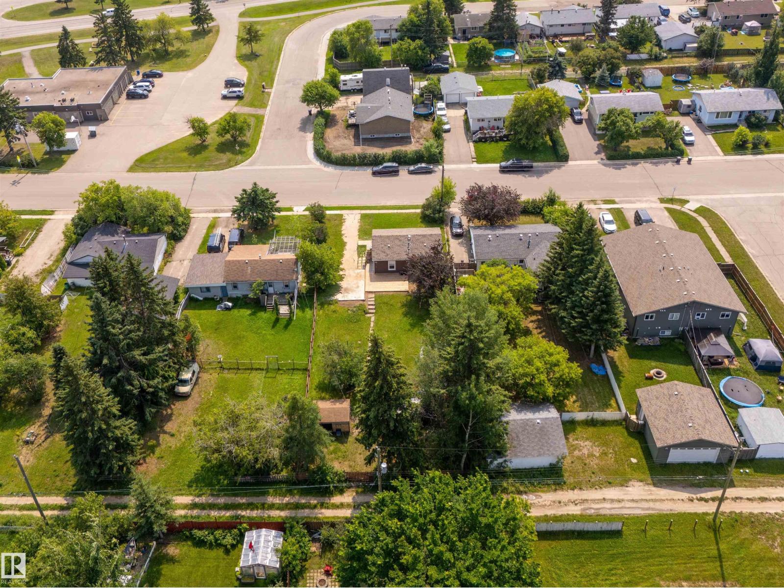 5712 50 AV - Image 29