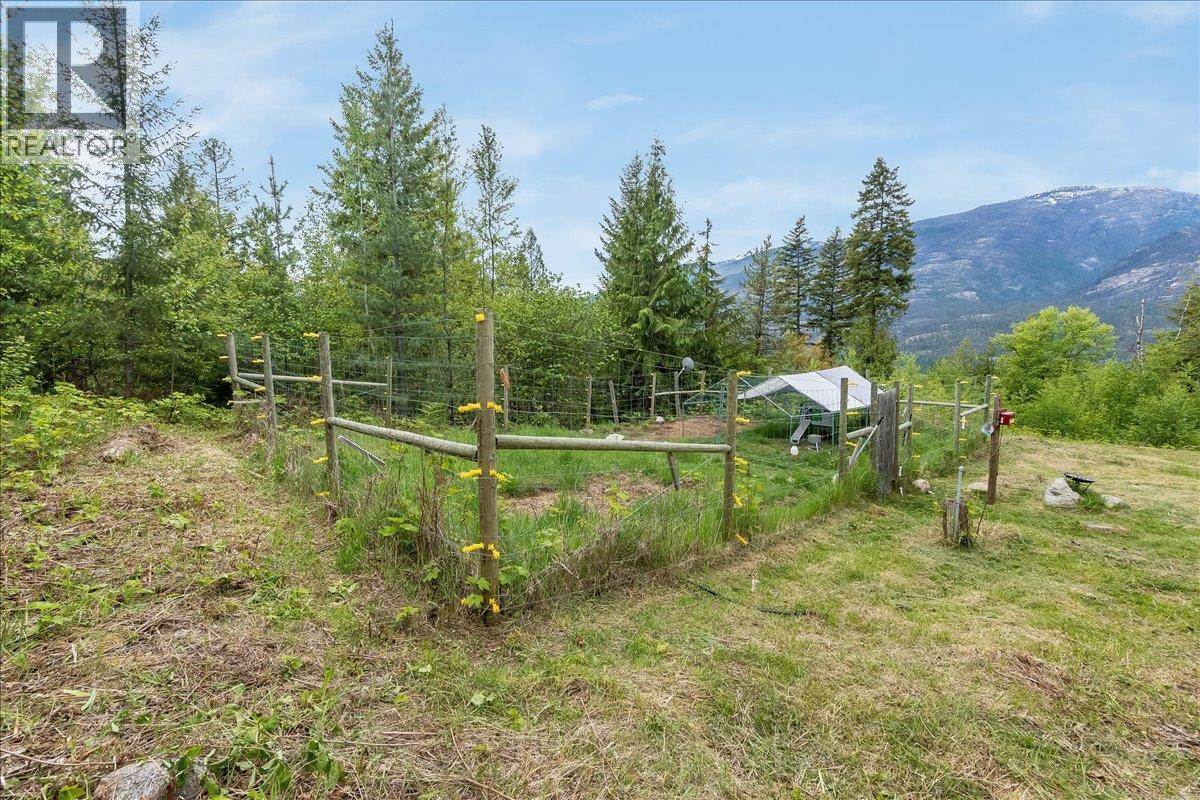 8907 Martens Road - 8