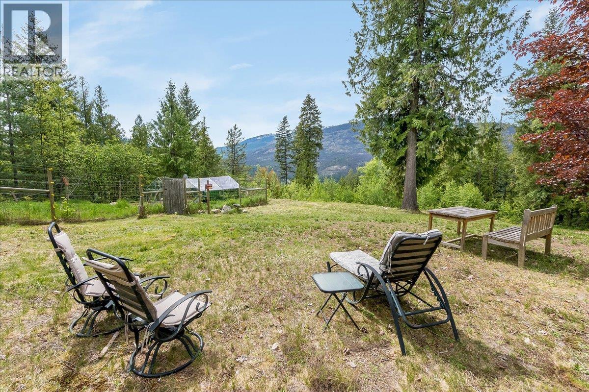 8907 Martens Road - 9