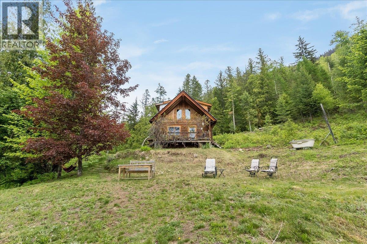 8907 Martens Road - 3