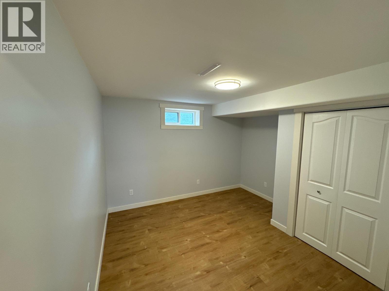 1909 2ND Street S - 23