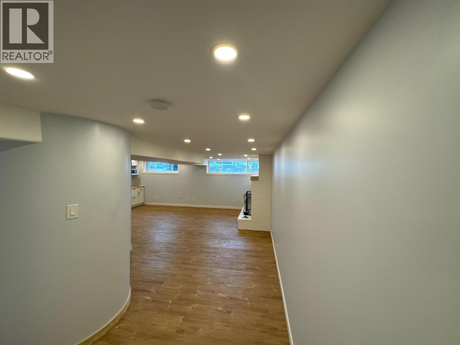 1909 2ND Street S - 22