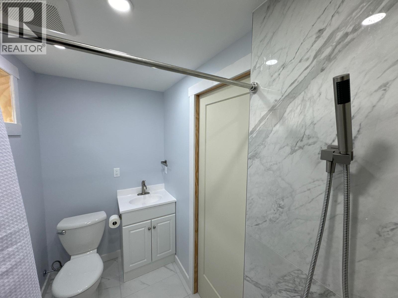 1909 2ND Street S - 25