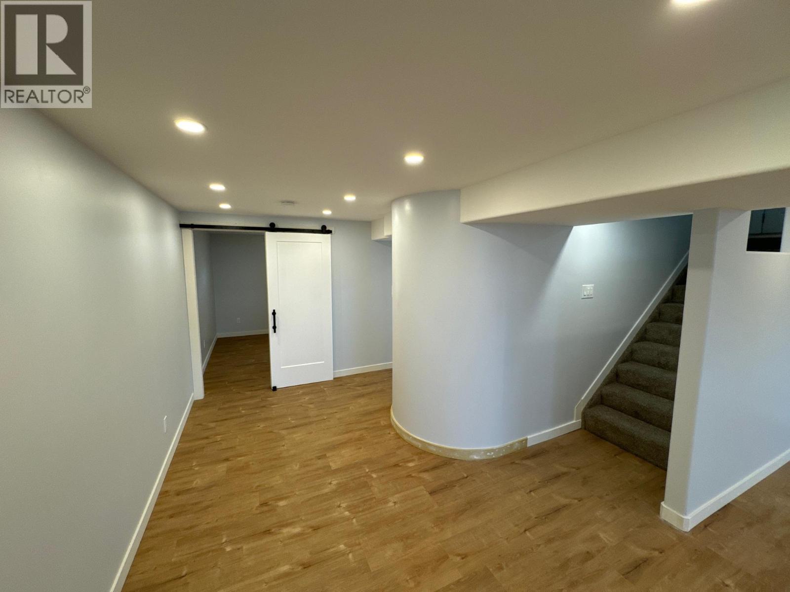 1909 2ND Street S - 18