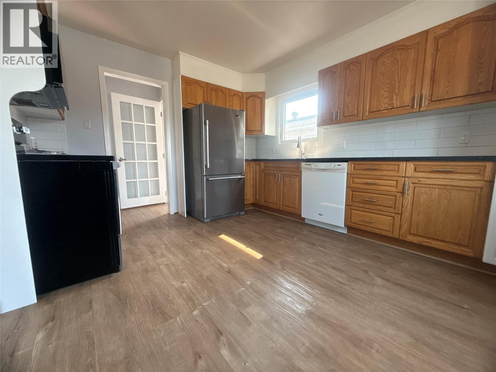 1909 2ND Street S - 5