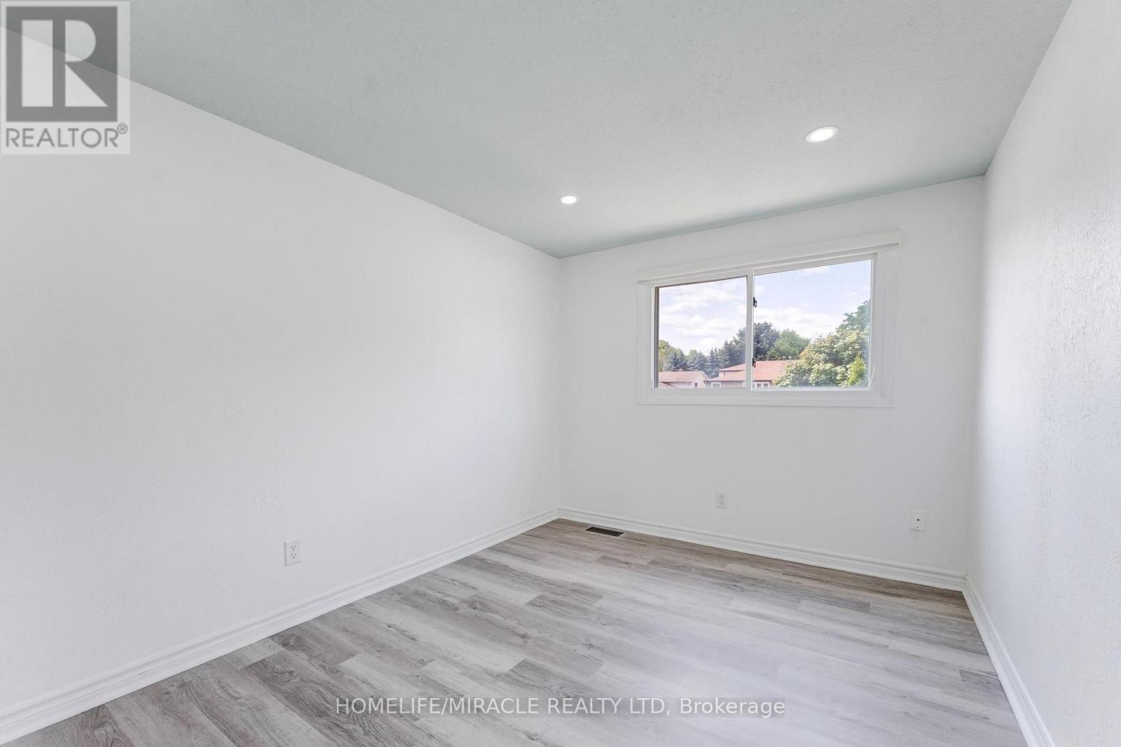 76 FROBISHER COURT - Image 22