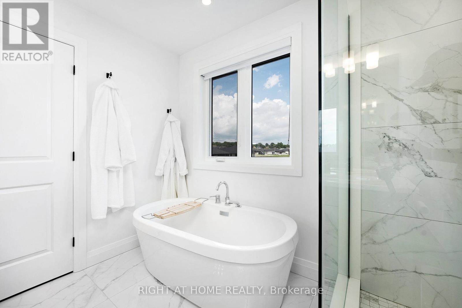 1846 QUEENS VALLEY DRIVE - 24
