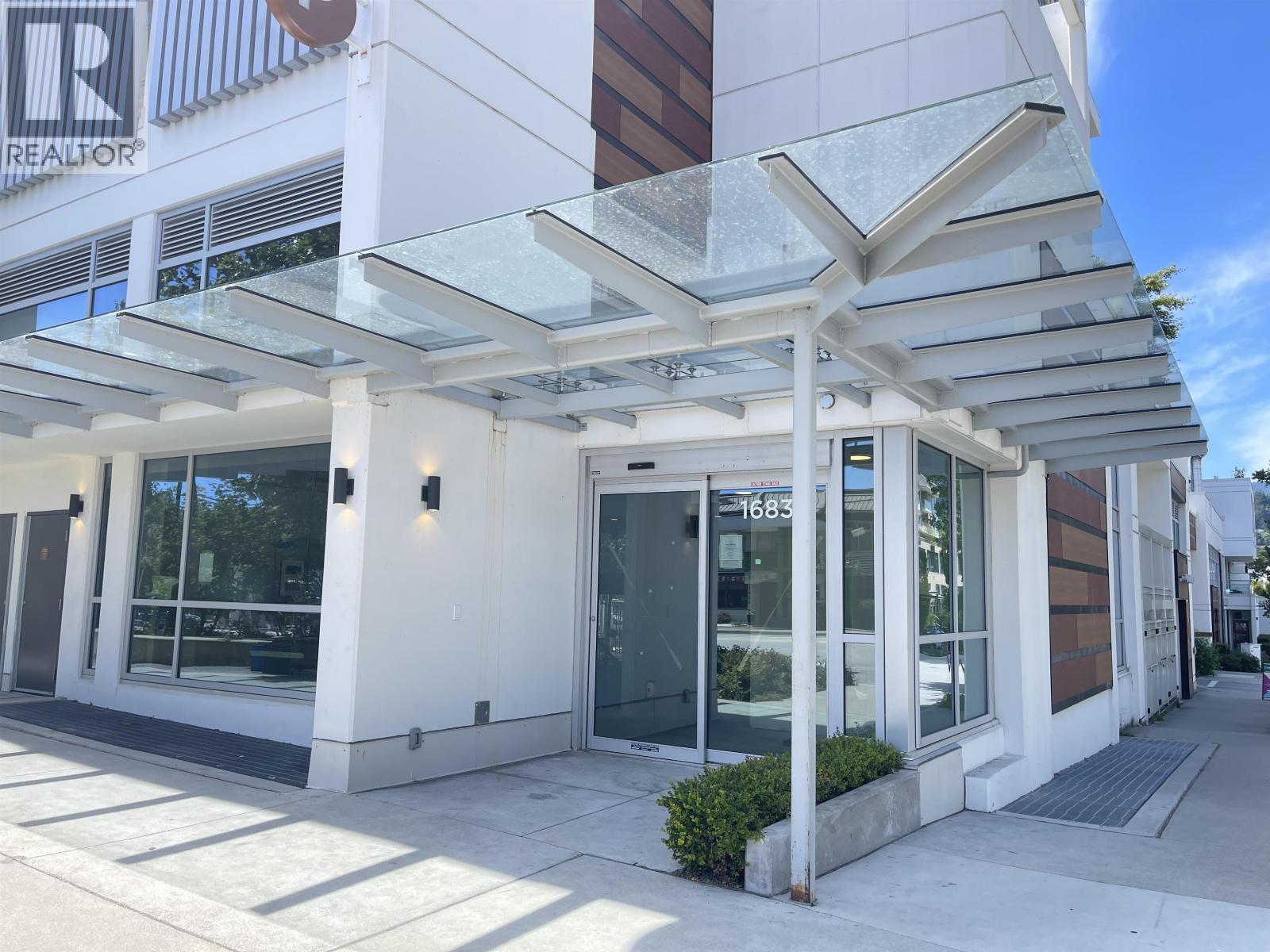 1683 CAPILANO ROAD