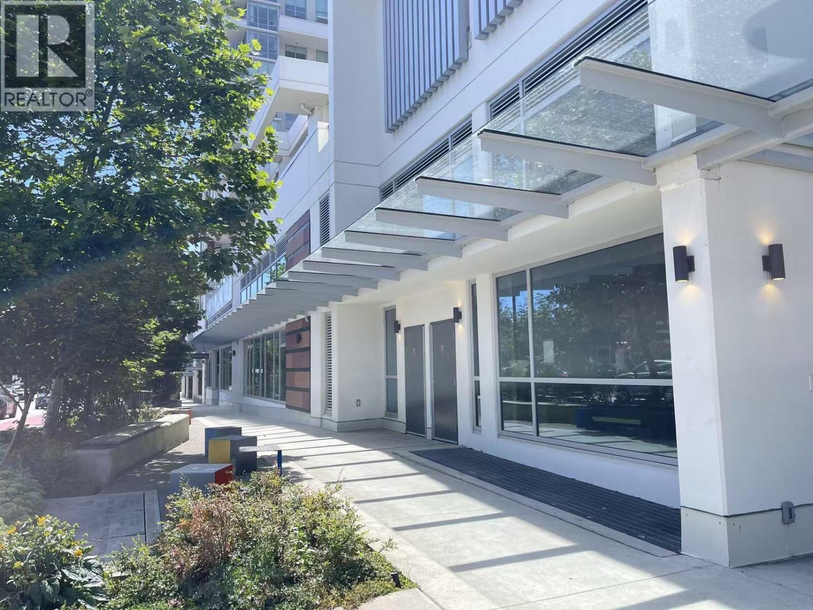 1683 CAPILANO ROAD, North Vancouver — photo 3