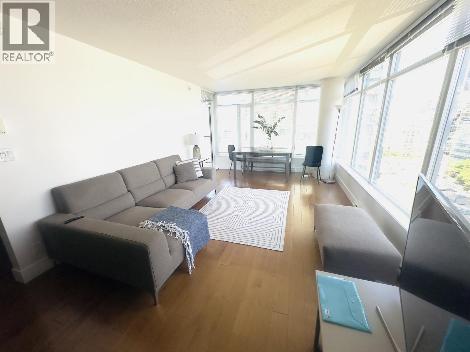 2 Bed, 1 Bath House for Rent in Vancouver – 888 HOMER STREET, Vancouver – MLS# R3149817 - Image 4