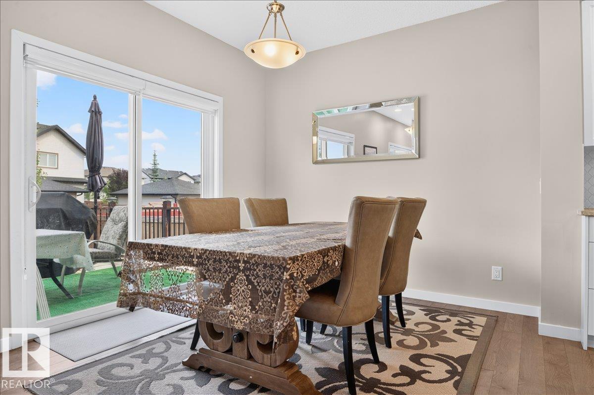2709 Collins Crescent SW - Image 24