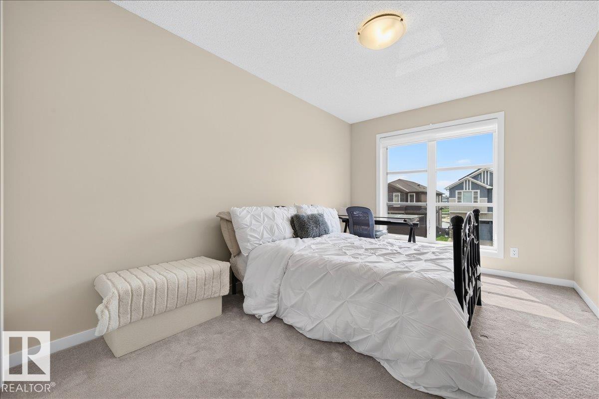 2709 Collins Crescent SW - 38