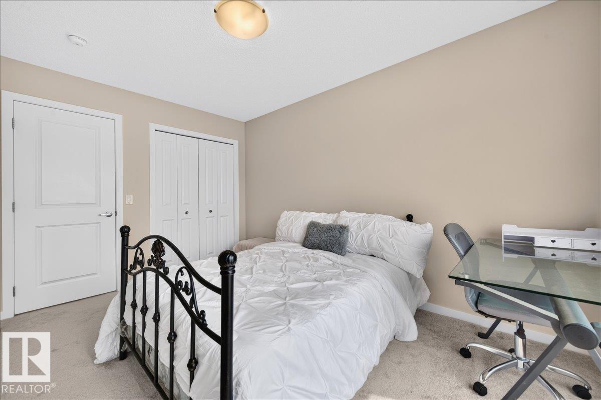2709 Collins Crescent SW - Image 39