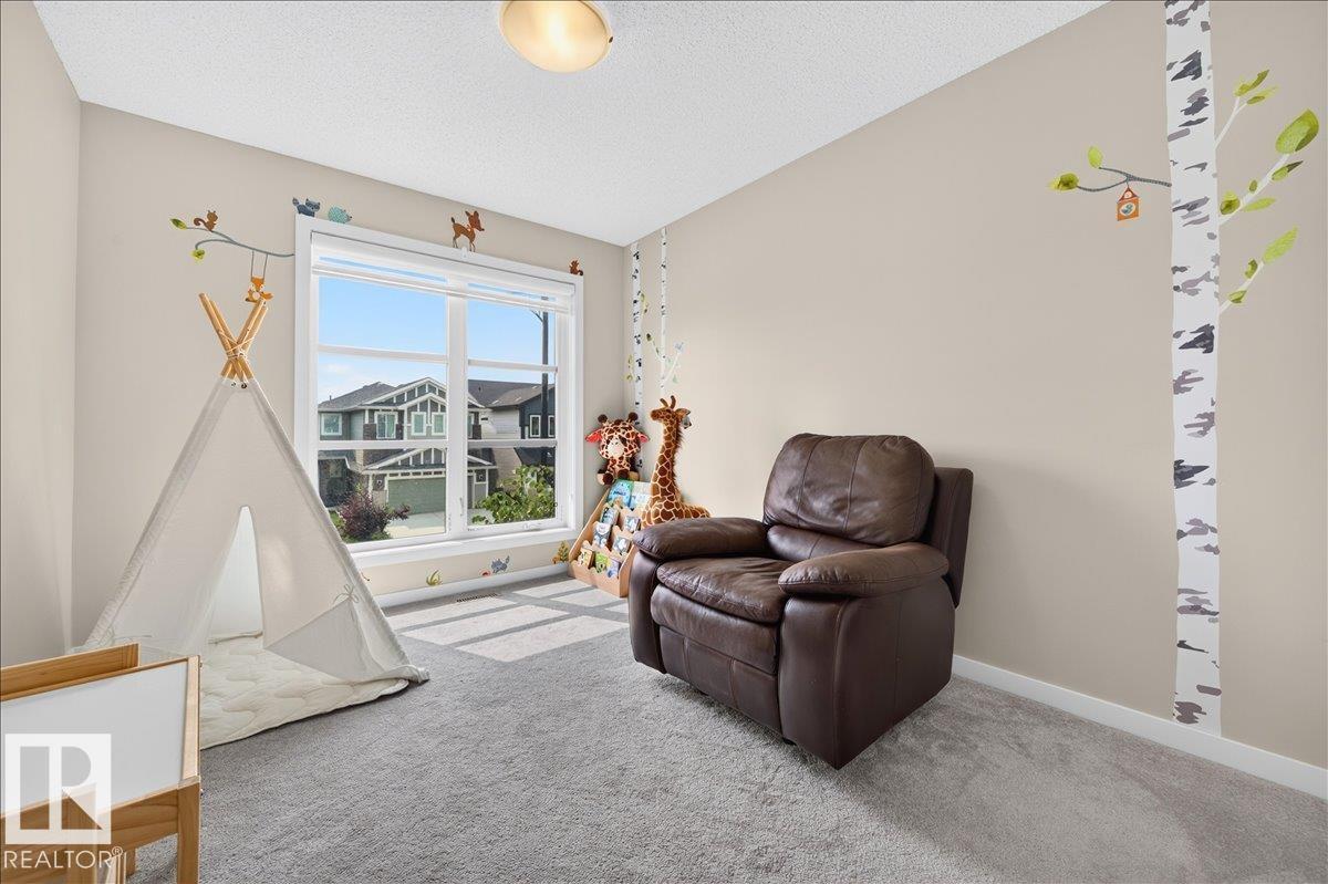 2709 Collins Crescent SW - 40