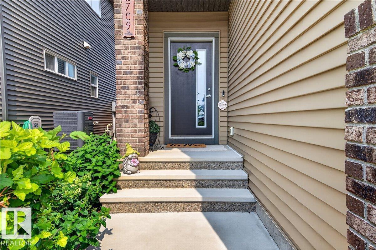 2709 Collins Crescent SW SW, Cavanagh, Edmonton photo 5