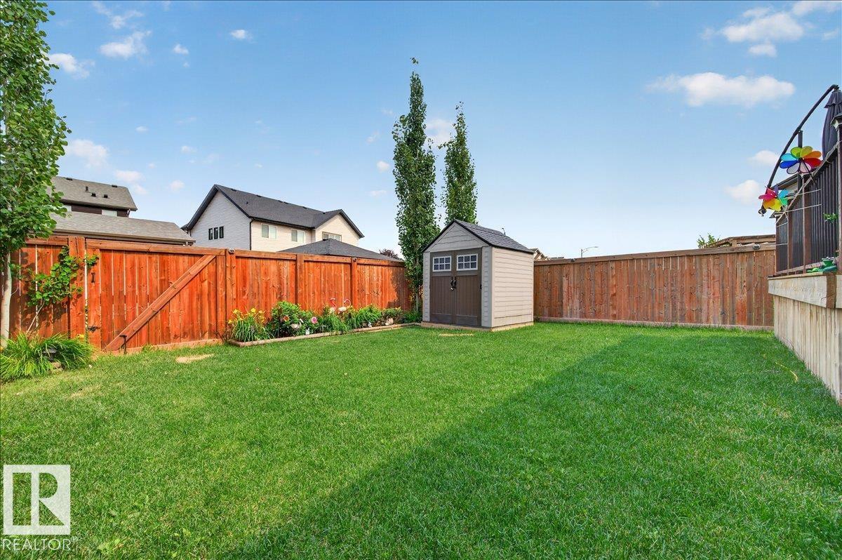 2709 Collins Crescent SW - 52