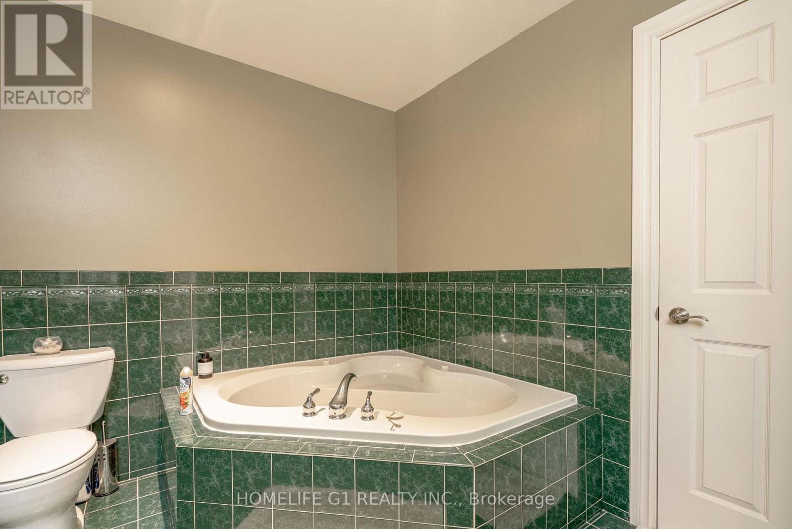 165 ELLISON AVENUE - 19