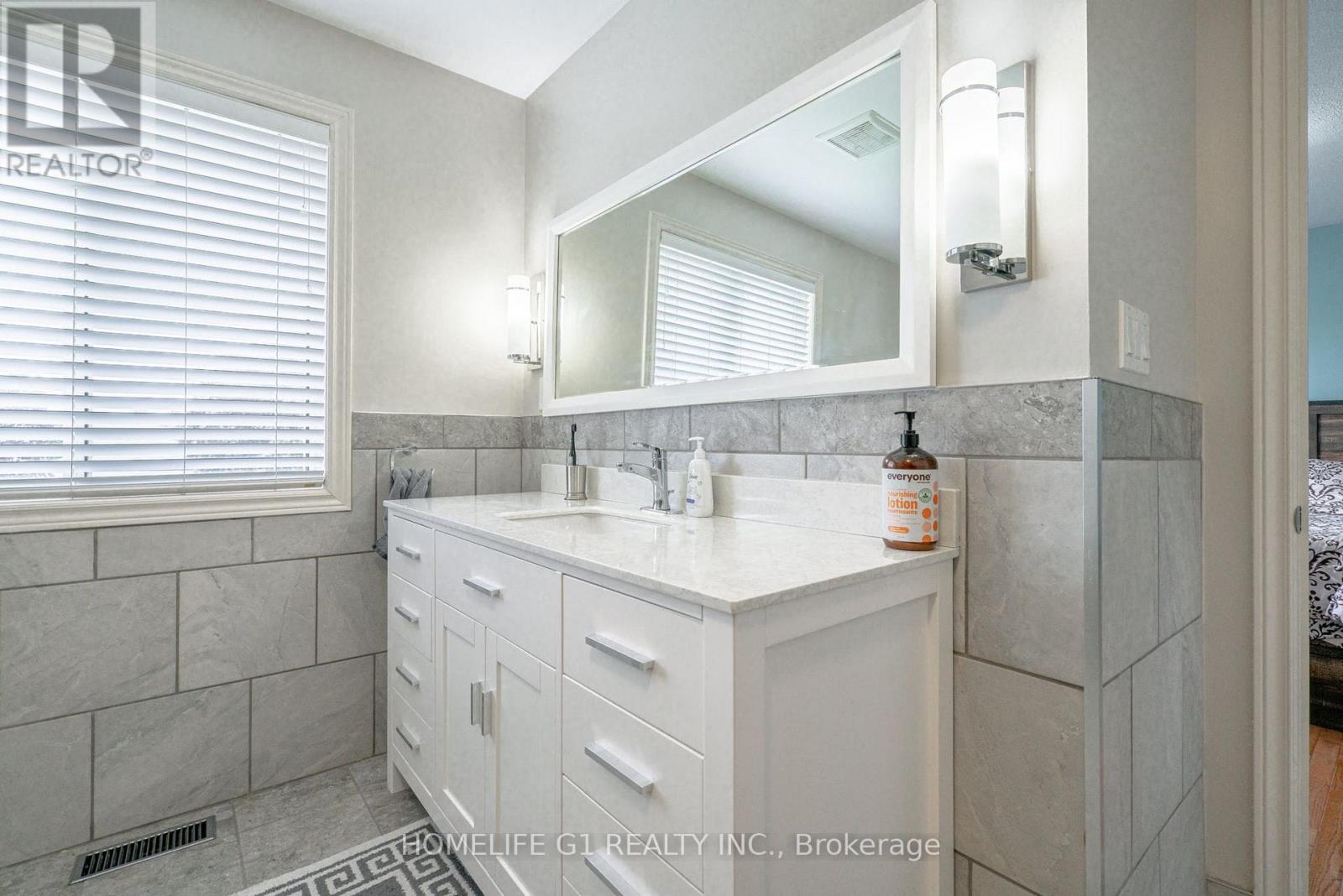 165 ELLISON AVENUE - 28